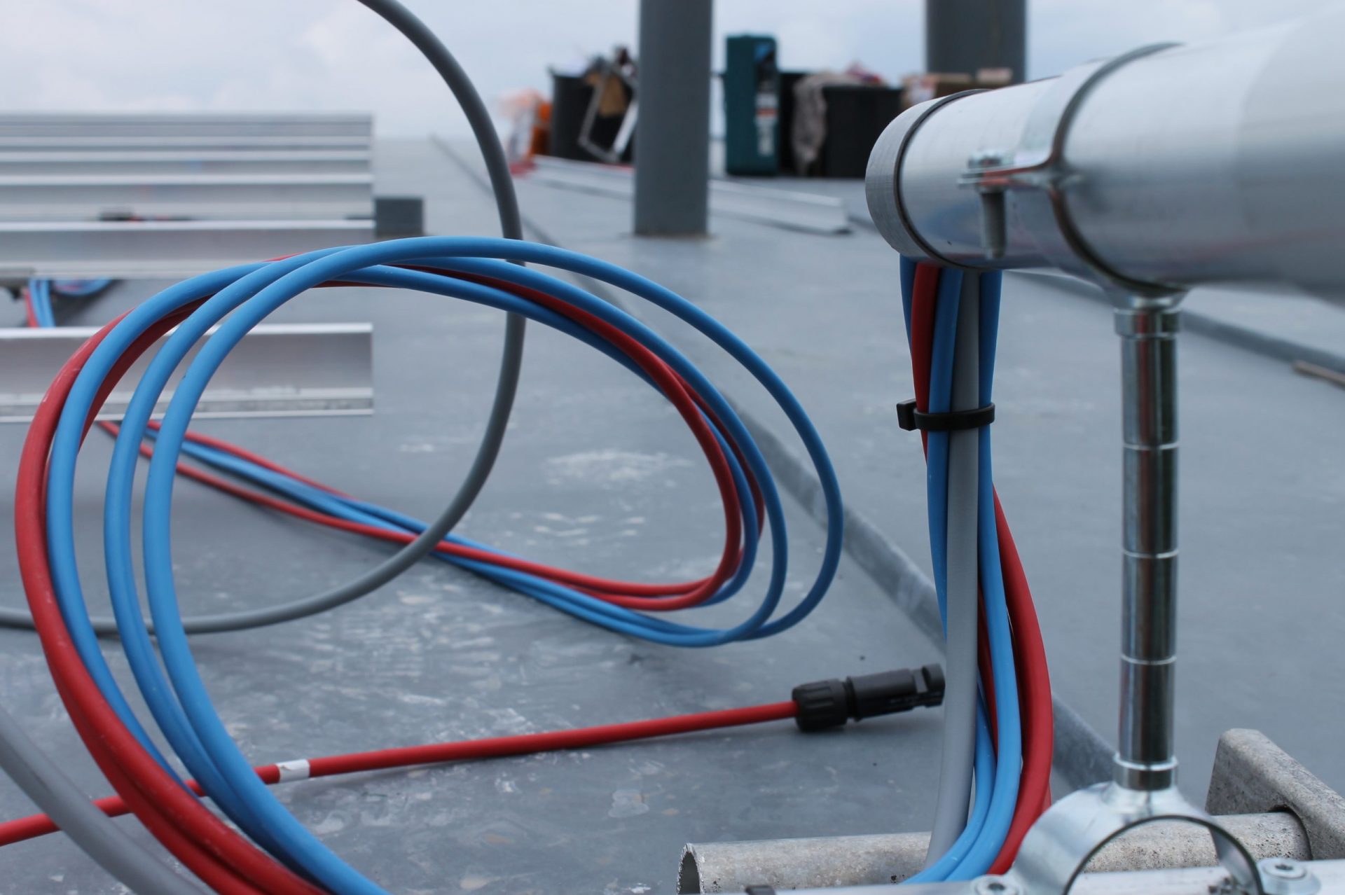 Die allsol GmbH ist nun auch eine konzessionierte Elektroinstallationsfirma.
